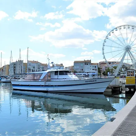 Appartement Avec Loggia Et Parking Privatif - Cap D'agde - Fr-1-249-442 *