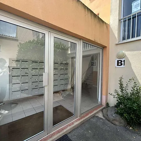 Avec Loggia Et Parking Privatif - Cap D'agde - Fr-1-249-442 Appartement *