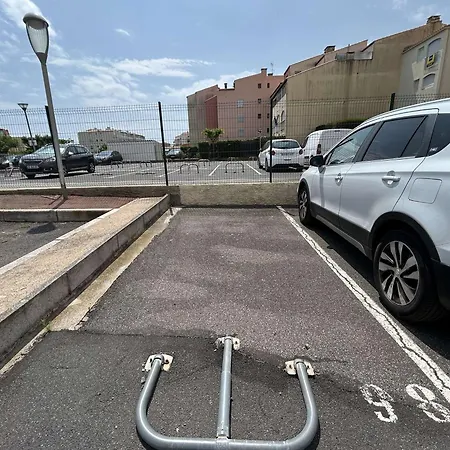 Avec Loggia Et Parking Privatif - Cap D'agde - Fr-1-249-442 Daire Agde